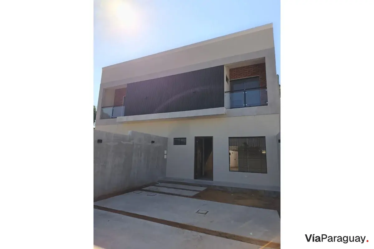 Duplex à venda em Mbachio I, Lambaré