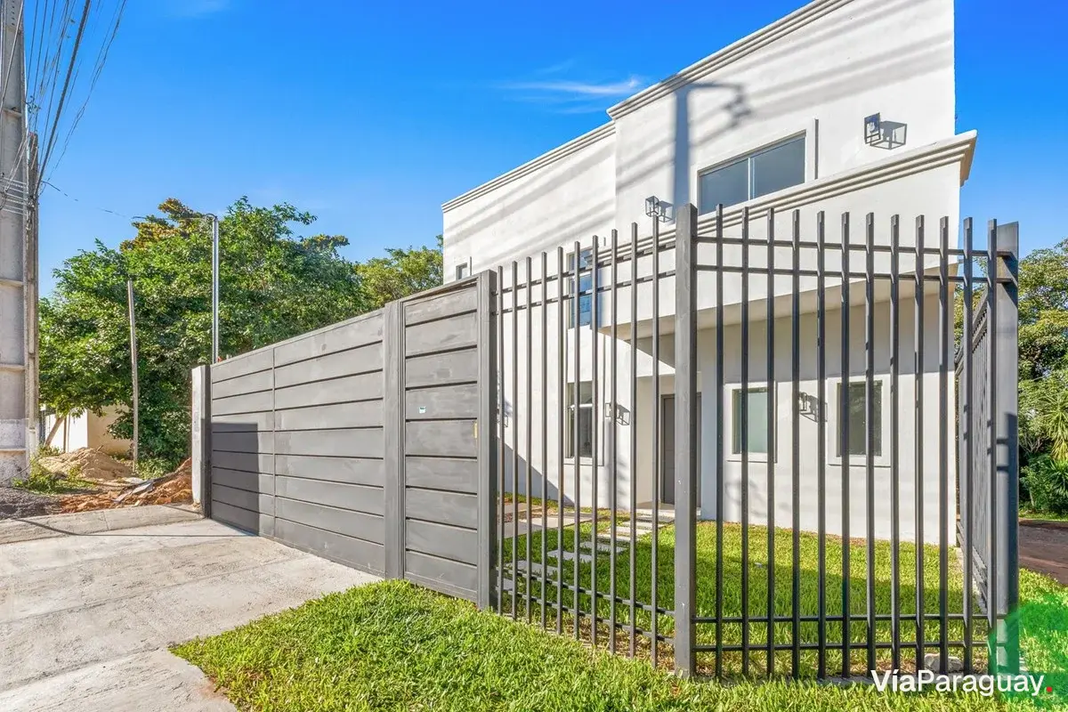 Dúplex en venta en Mbachio II, Lambaré