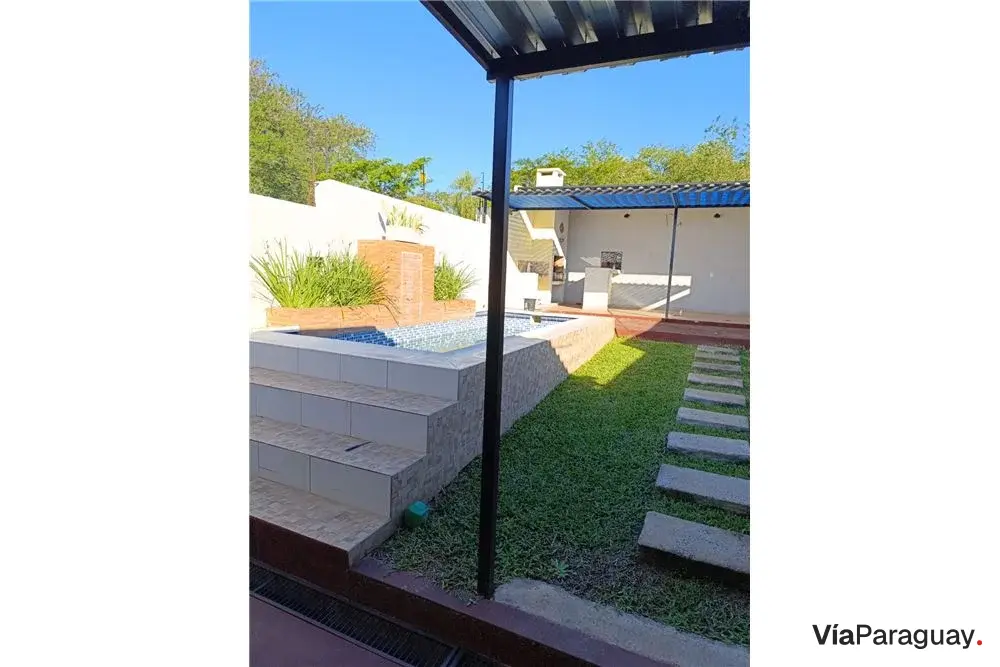 Duplex for sale in Mora Kue, Luque