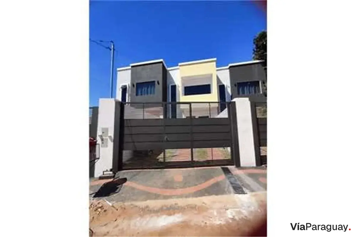Dúplex en venta en San Lorenzo, barrio Virgen del Rosario