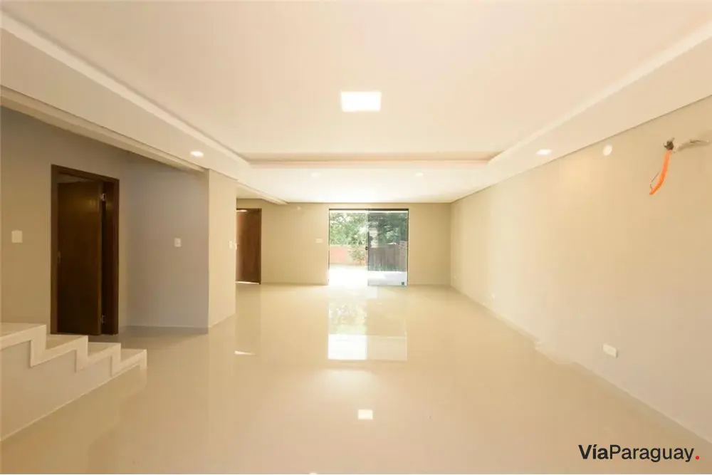 Duplex à venda em San Roque González, Lambaré
