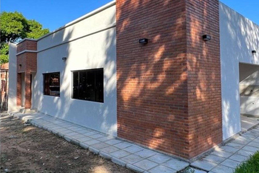 Dúplex moderno en venta en Isla Aranda, Limpio