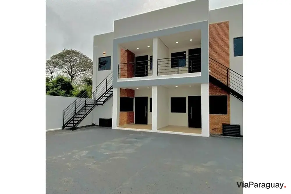 Apartamento tipo duplex à venda em Luque, Loma Merlo
