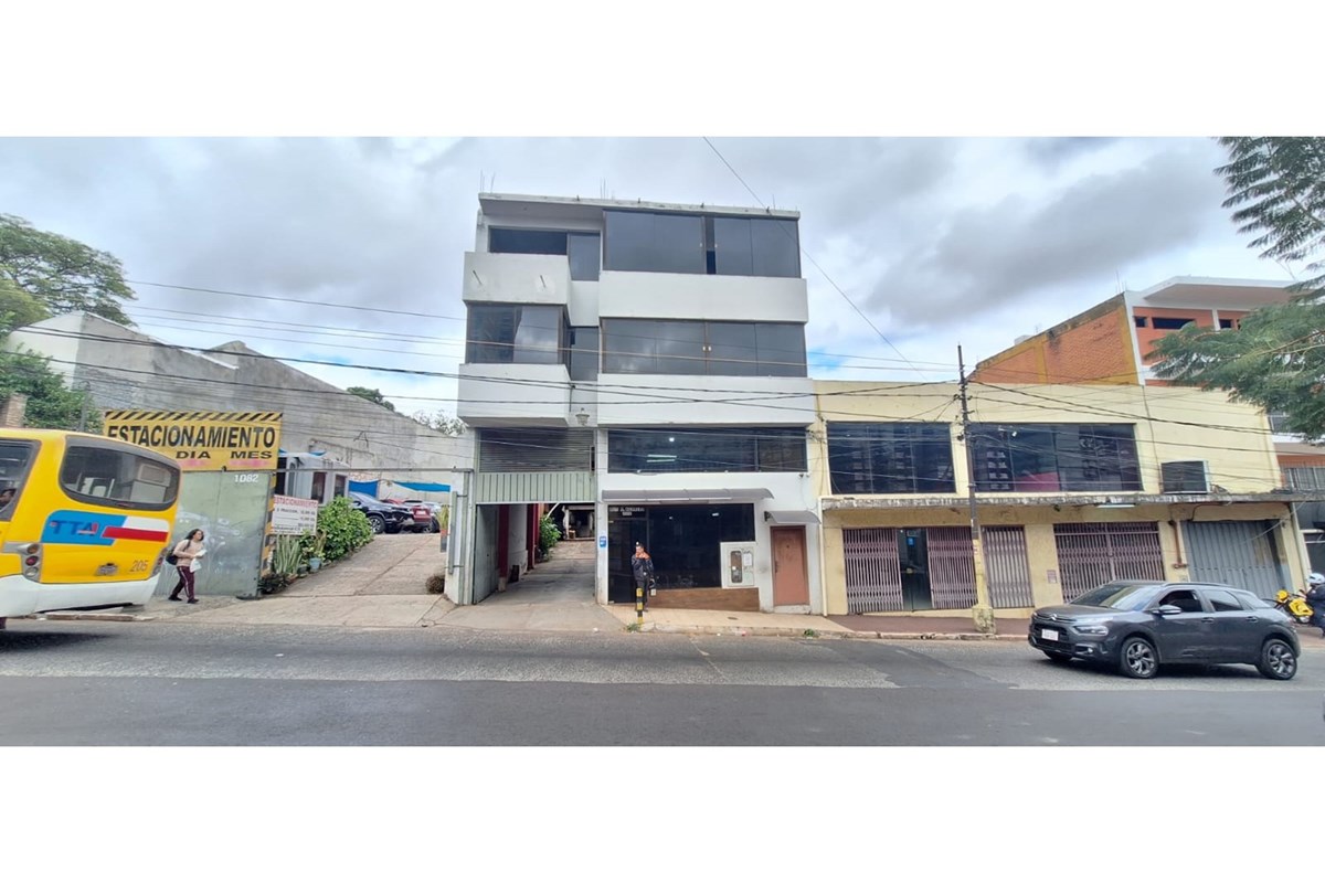 Edifício comercial à venda em San Roque, Assunção