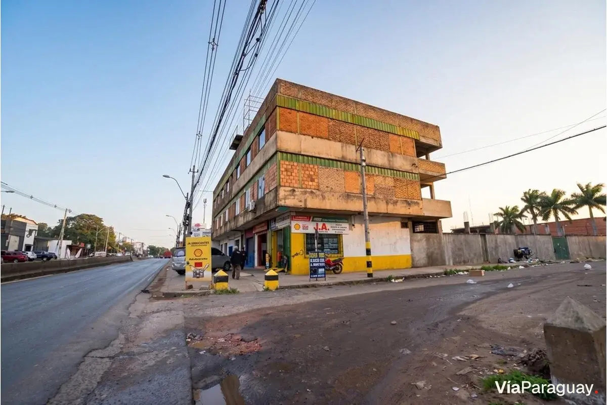 Edifício comercial à venda na Av. Defensores del Chaco