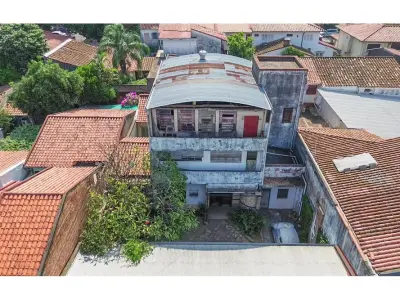 Edifício comercial à venda na Av. Gral. Santos