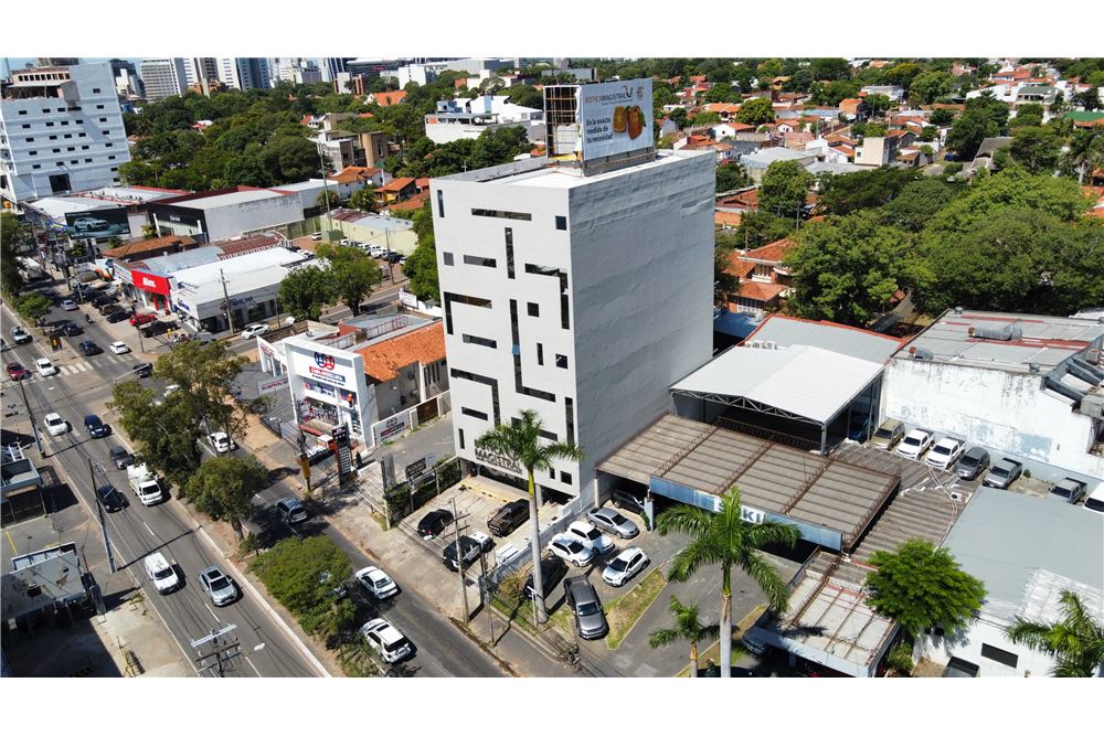 Corporate building for sale in Paseo Los Árboles area
