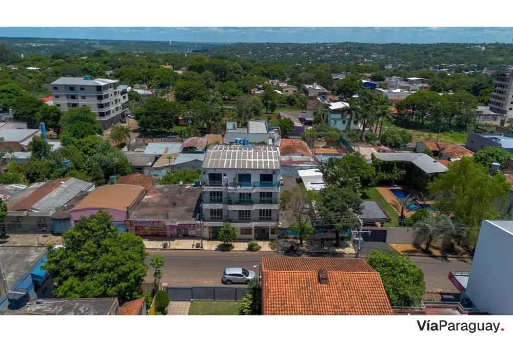 Edifício à venda com renda ativa em San Miguel