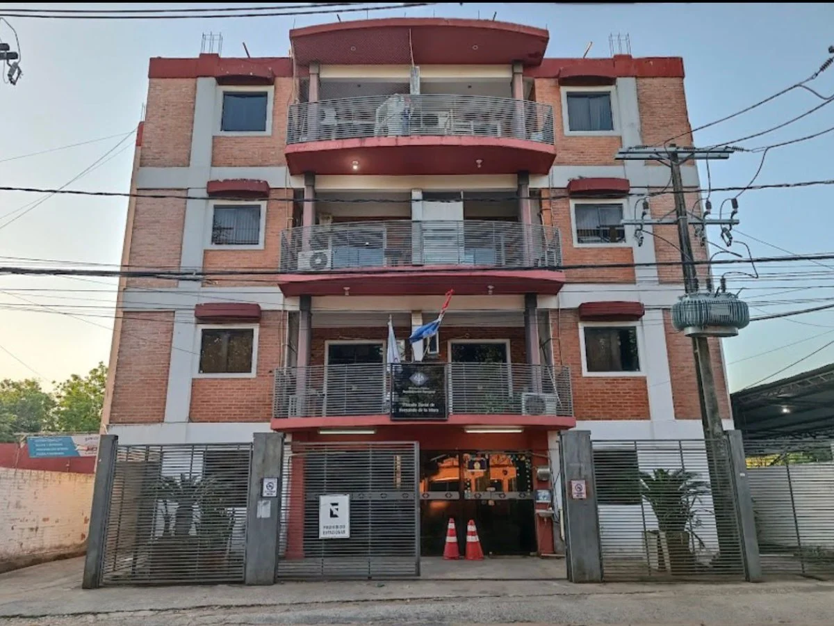Edificio en venta con renta en Fernando de la Mora | USD 600.000