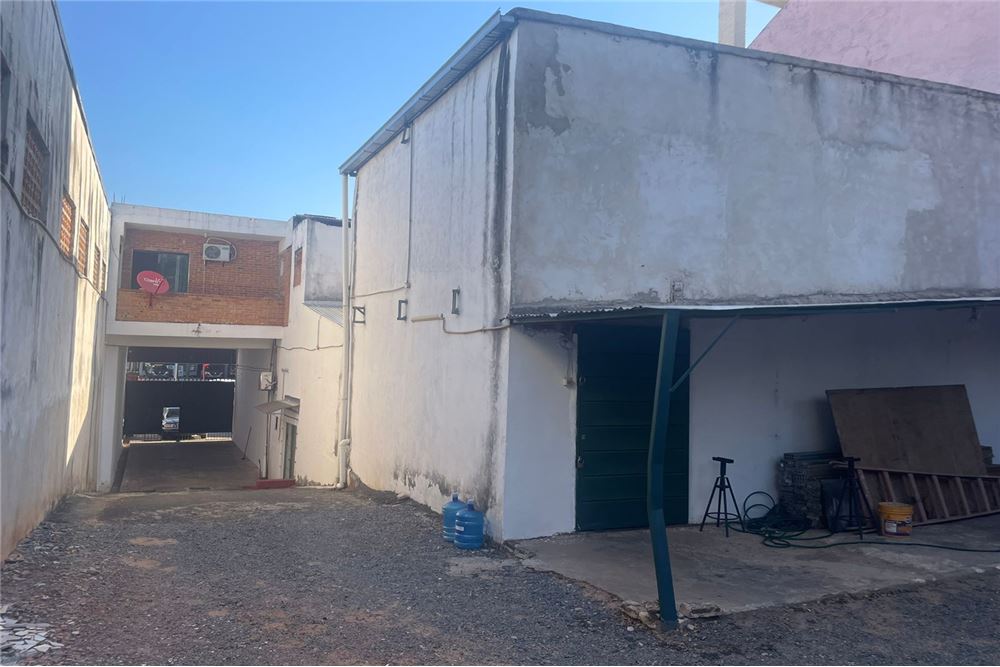 Edifício à venda na Mcal. Estigarribia, San Lorenzo