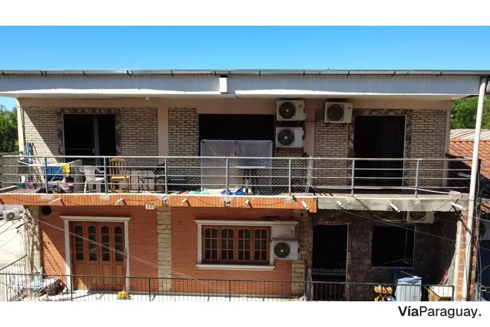 Edifício residencial e comercial à venda em Mariano Roque Alonso