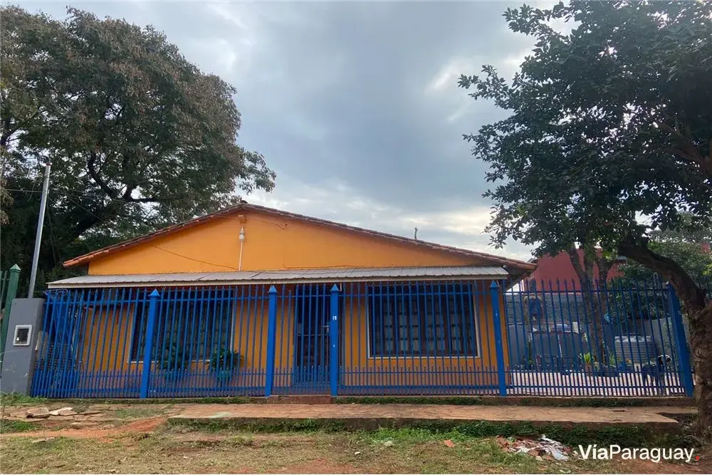 Casa en esquina en venta en Isla Bogado, Luque