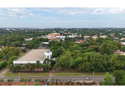 Galpón industrial en venta en Fernando de la Mora