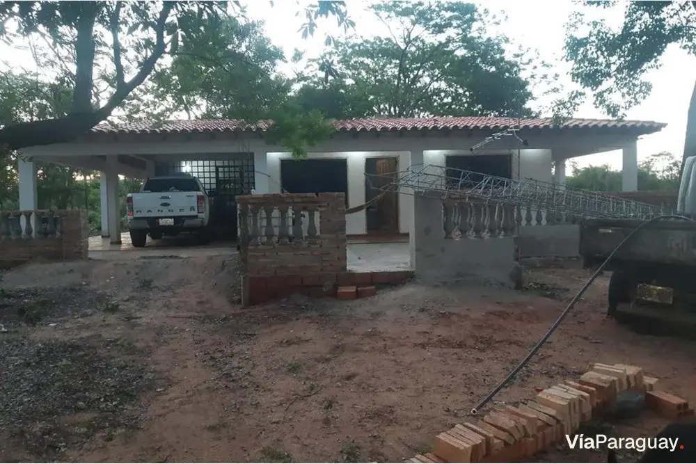 Granja à venda em Isla Ybaté, Carapeguá