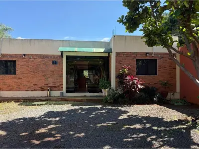Hotel for sale in Villeta, Central