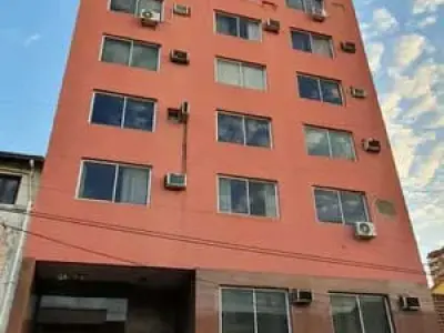 Clínica médica à venda em San Roque, Assunção
