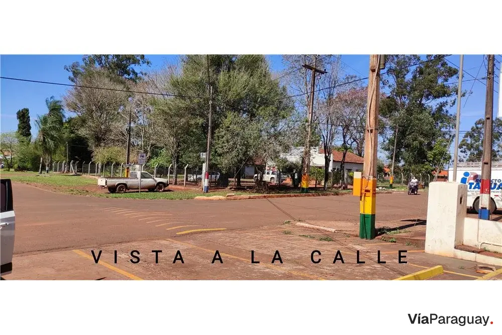 Espaço comercial mobiliado à venda em La Paz, Itapúa