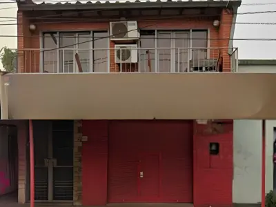 Local Comercial com Duas Unidades Locadas — Centro de Luque