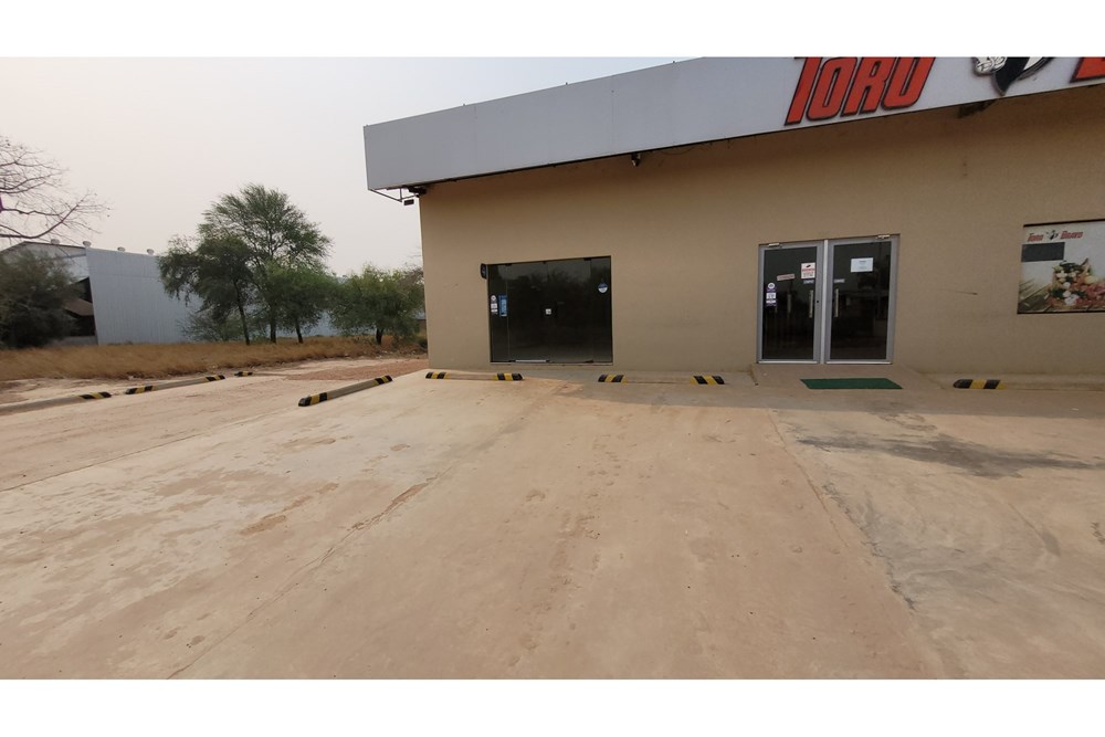 Commercial space for rent, 65 m², in Filadelfia