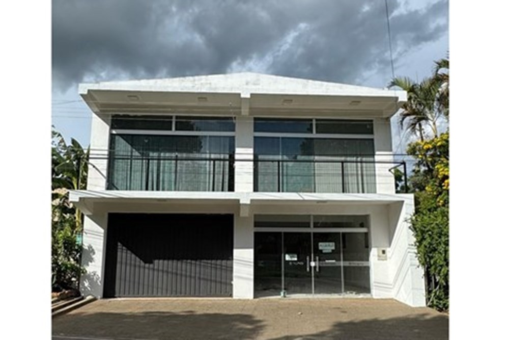 Espaço comercial para alugar em Caacupé, Cordillera