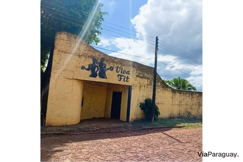 Espaço comercial para alugar em Fram, Itapúa