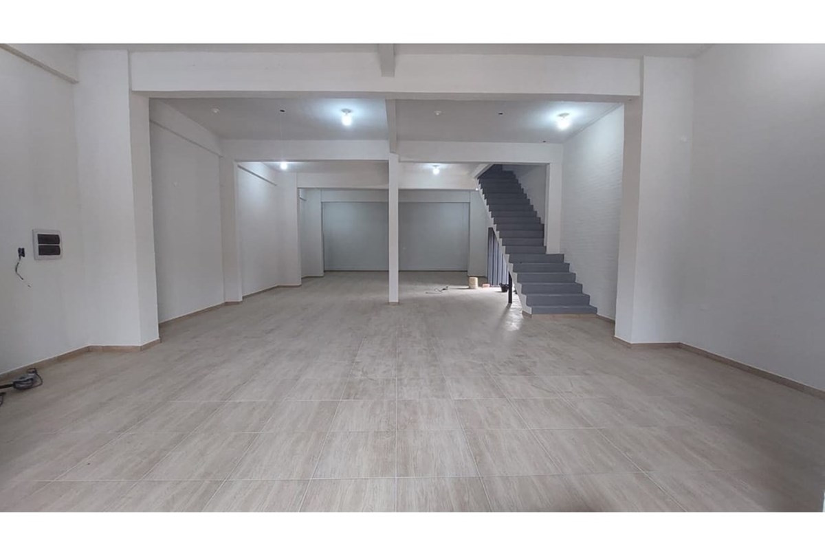 Espaço comercial para alugar em Patiño, Itauguá