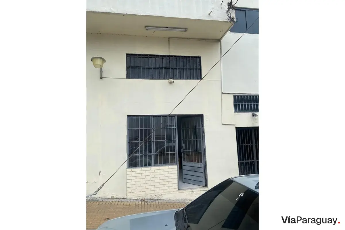Local comercial en alquiler en Pettirossi, Asunción
