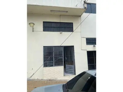 Local comercial en alquiler en Pettirossi, Asunción