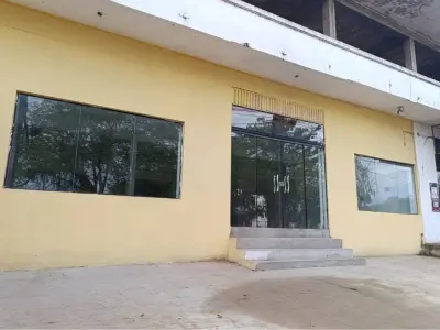 Espaço comercial para alugar em San Blas, San Antonio