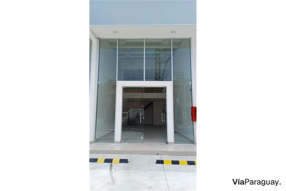 Local comercial en alquiler en Ycuá Satí, Asunción
