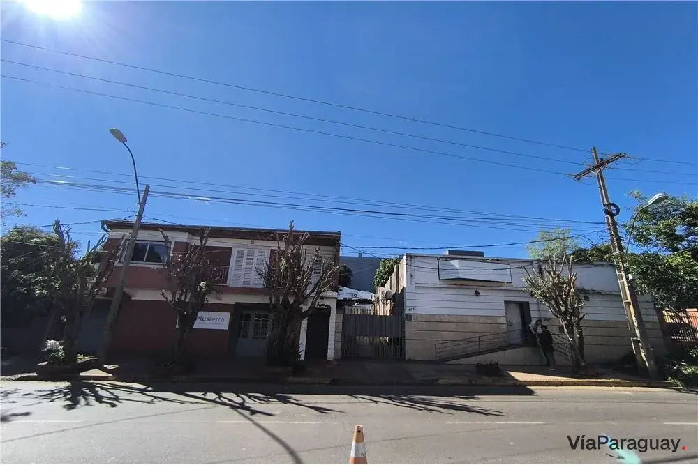 Local comercial en venta en Catedral, Encarnación