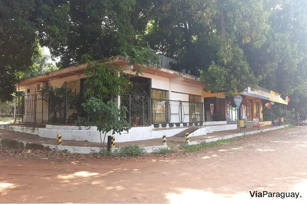 Local comercial en venta en Juan de Salazar, Limpio