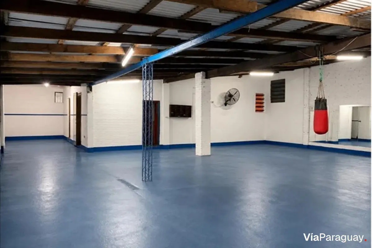 Espaço comercial à venda em Laguna Grande, Fernando de la Mora