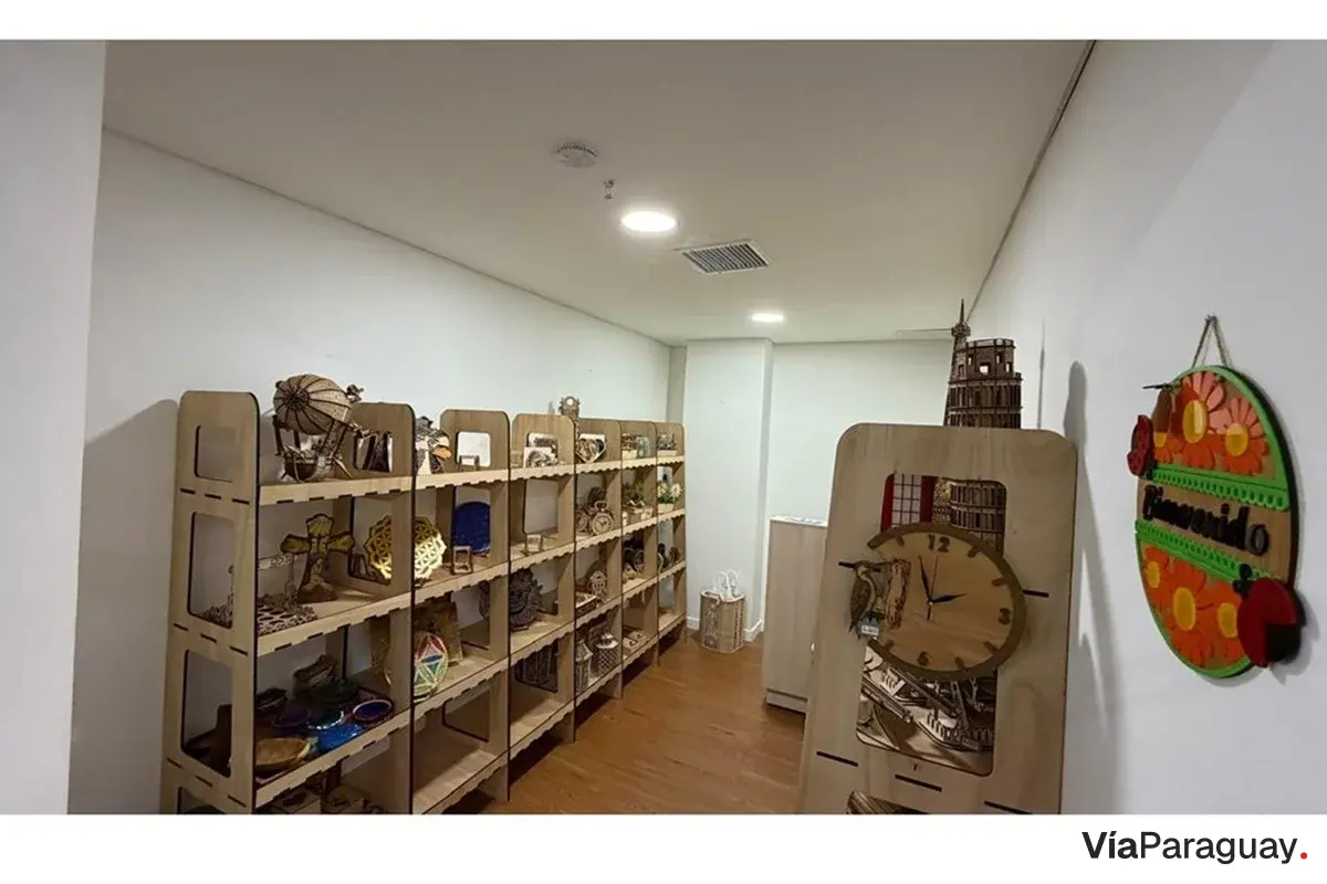 Sala comercial à venda no M4, Assunção