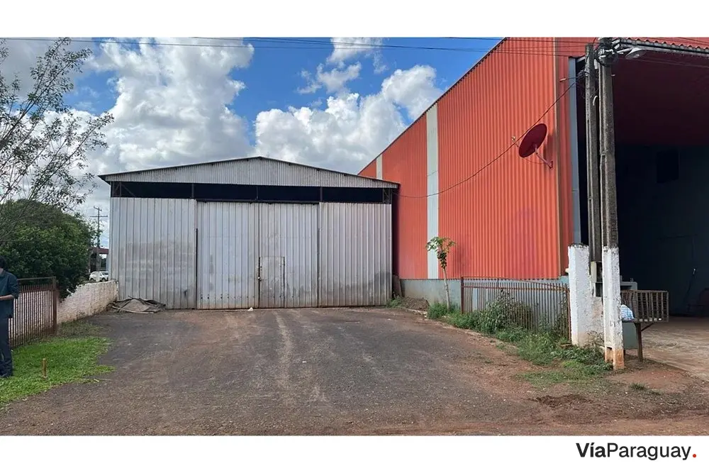 Commercial space for sale in Sinuelo, Santa Rita