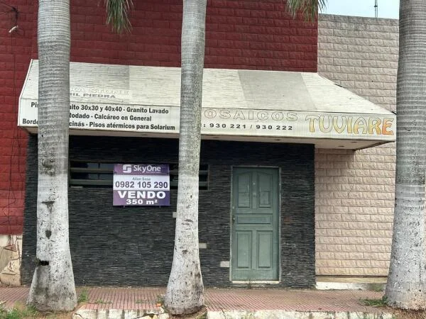 Imóvel Comercial à Venda em Villa Elisa, próximo à Av. Defensores del Chaco