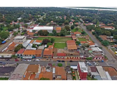 Commercial units and house for rent in Villeta
