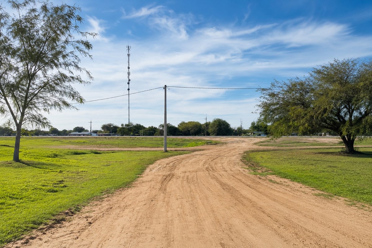 Lote comercial en venta en Cruce Boquerón, Loma Plata