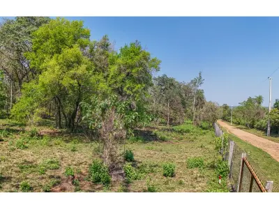 Lotes à venda perto da rota Luque - Sanber