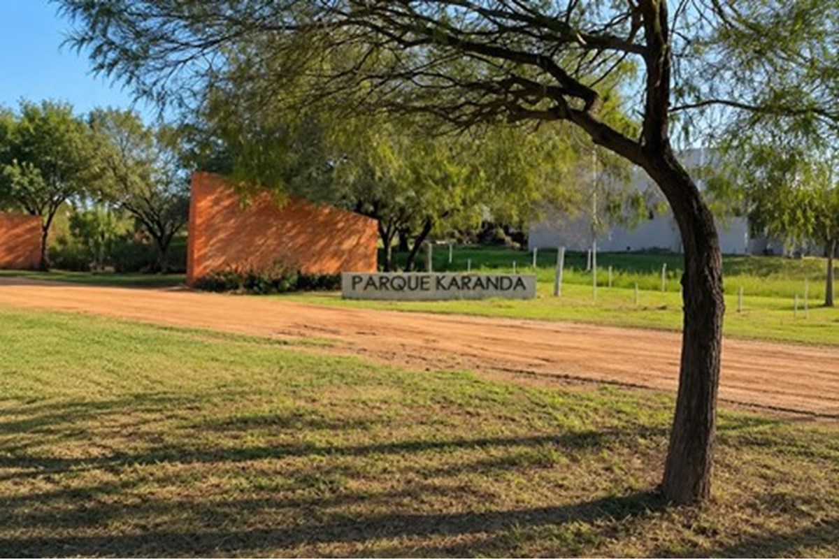 Lotes residenciales en venta en Parque Karanda, Loma Plata
