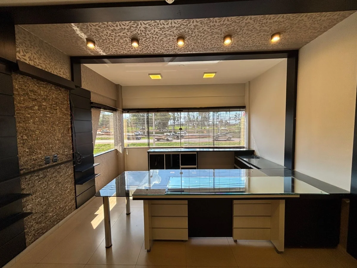 Oficina amoblada en alquiler en Ciudad del Este | 252 m²