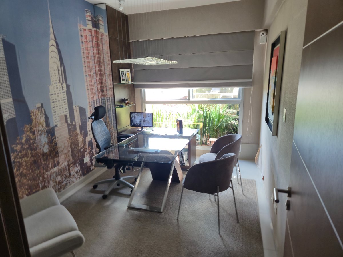 Furnished office for rent in San Jorge, Asunción