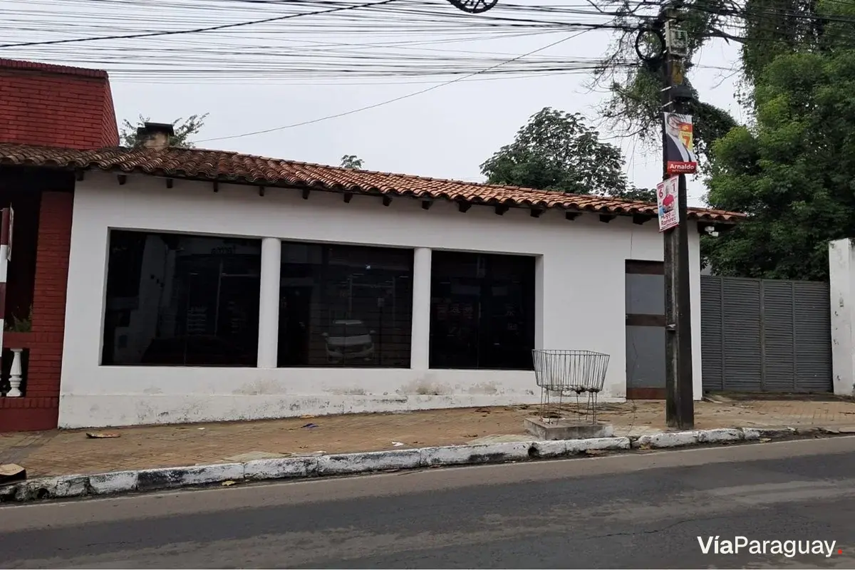 Escritório com casa integrada para alugar em Las Mercedes