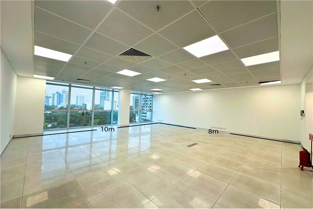 Oficina corporativa en venta en SKYPARK, Manorá