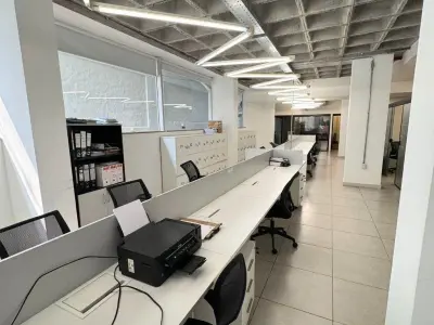 Escritório corporativo equipado para aluguel em Villa Morra, Assunção