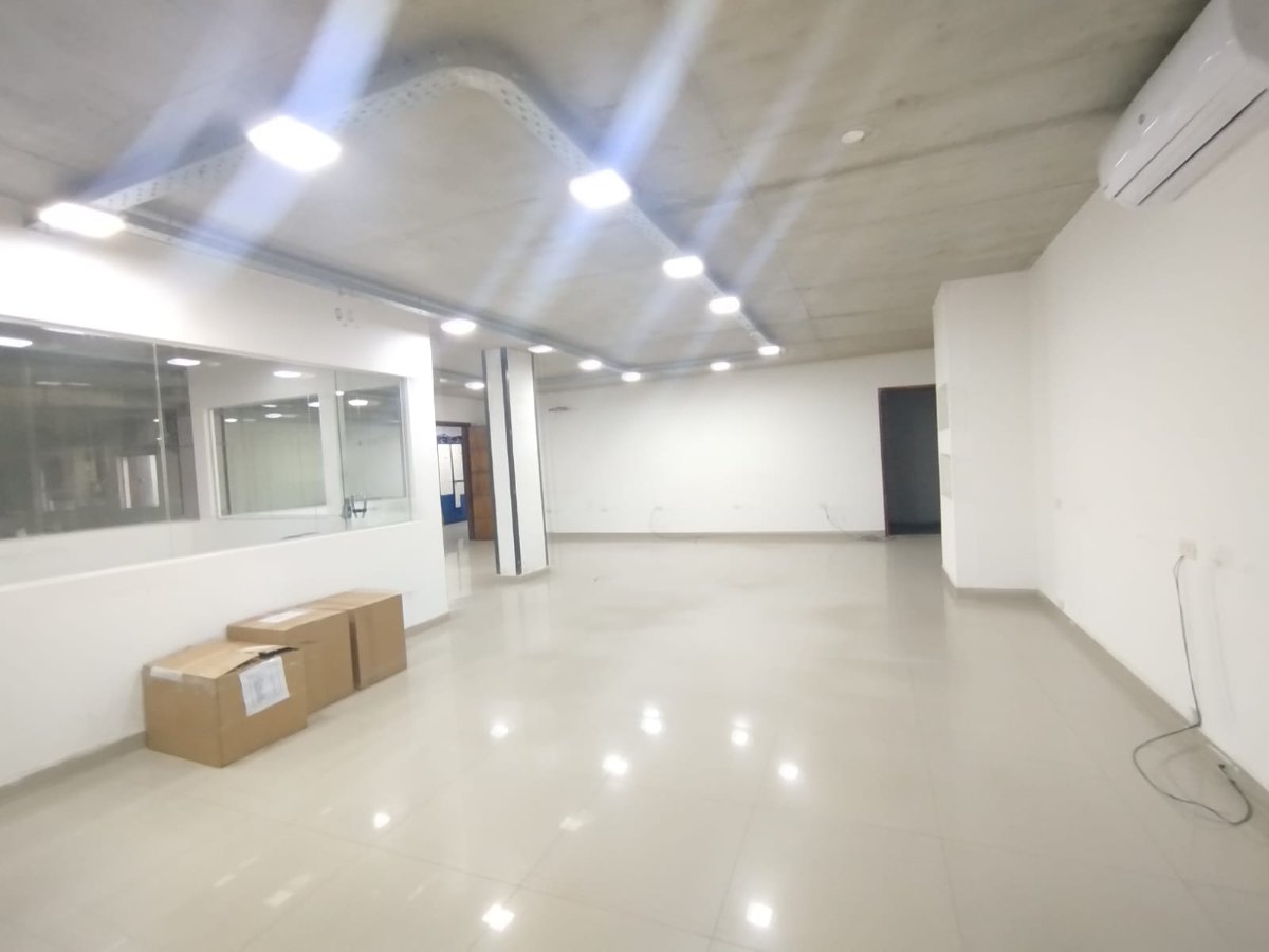 Oficina en alquiler de 120 m² en Villa Morra