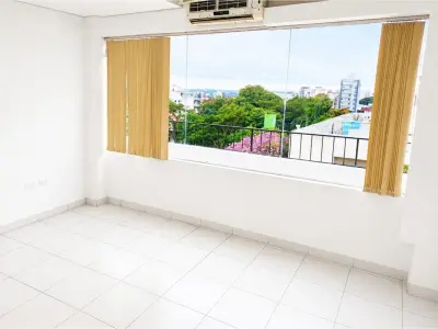 Office for rent in San Cristóbal, Asunción