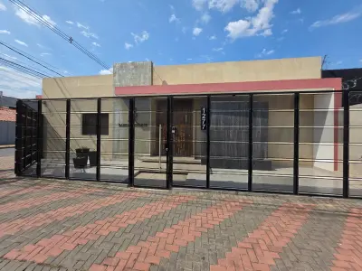 Escritório premium equipado para alugar em Sajonia, Assunção