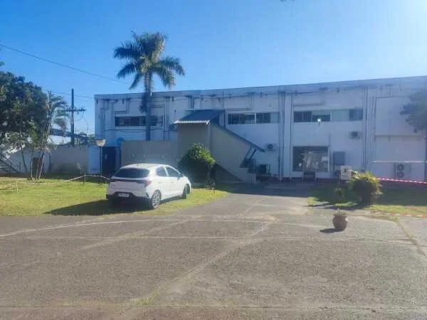 Escritórios corporativos para alugar na Av. Sacramento, Assunção — 500 m²