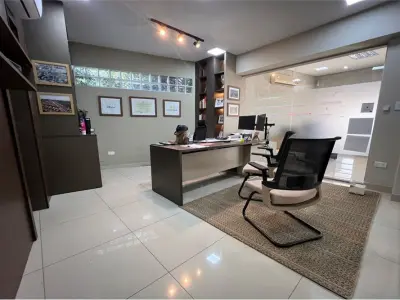 Escritórios corporativos à venda em La Encarnación